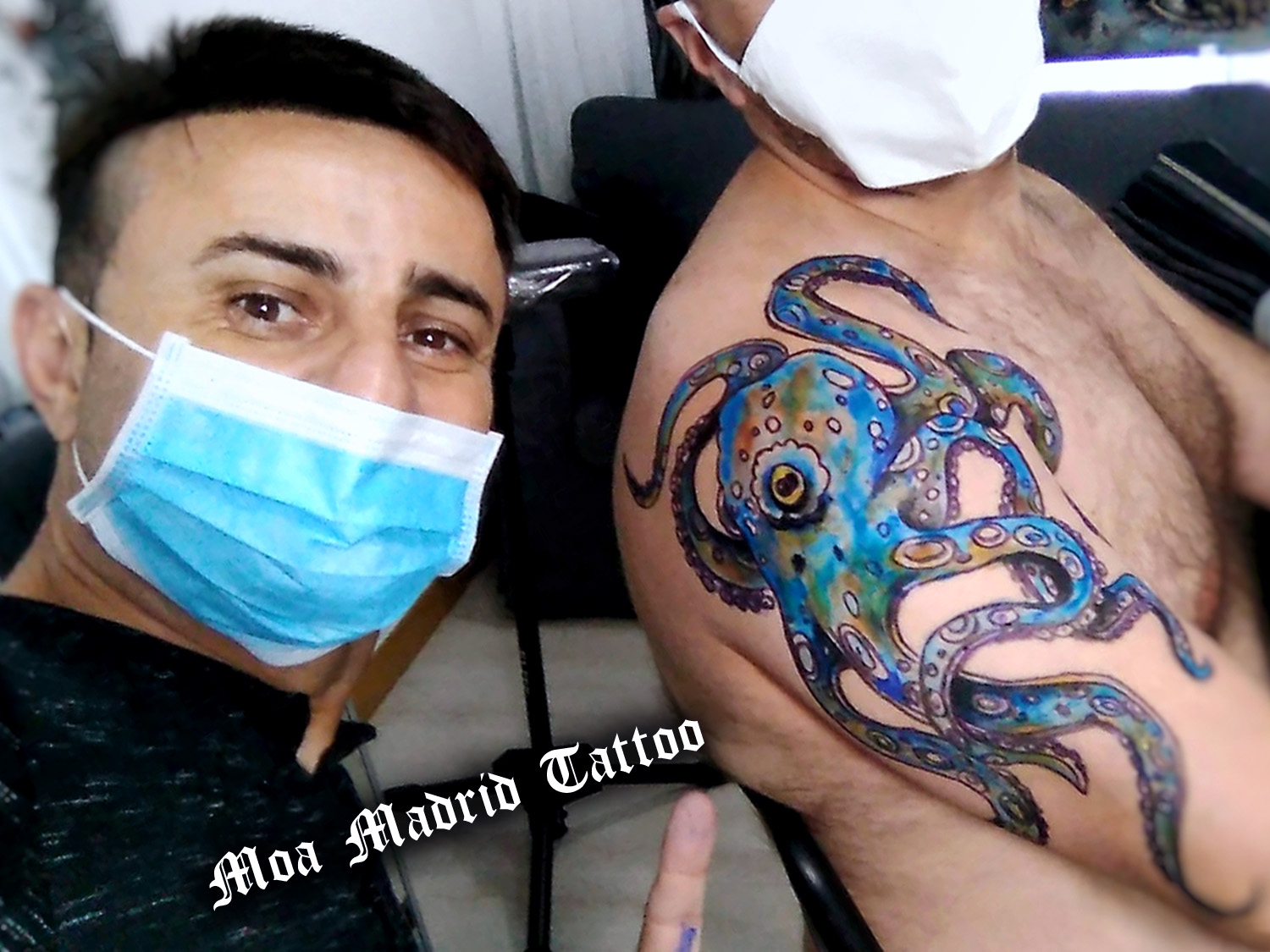 Diseño de tatuaje de pulpo en color dinujado en la piel