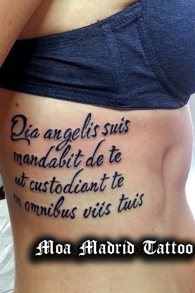Tatuajes de frases en latín para mujer